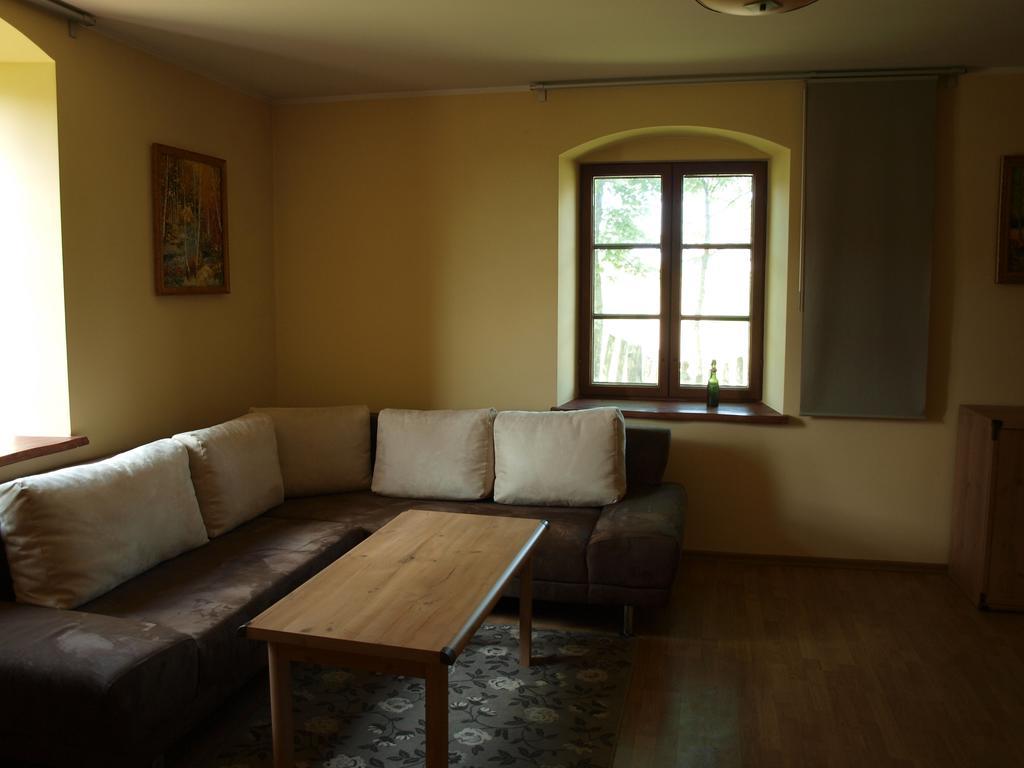 Dworek Szarki Exterior foto